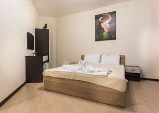 Отель Dimax Hotel Yoakim-Gruevo Двухместный номер с 1 кроватью или 2 отдельными кроватями и собственной ванной комнатой-3